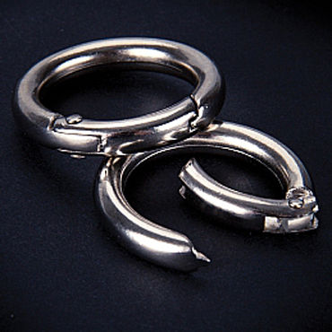 Shots Toys Luxury Handcuffs, Оковы на ноги или руки и другие товары Shots toys с фото Shots Toys Luxury Handcuffs, Оковы на ноги или руки и другие товары Shots toys с фото